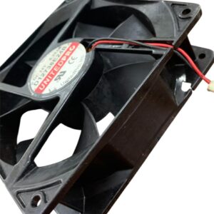 Brushless DC Axial Cooling Fan – 24 VDC, 0.39 A, 5" (127 mm) Equipment Cooling Fan - Image 4