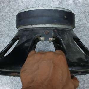 15" Speaker Bumper  - 15" - 600w - 8 ohm - Needs repair - Image 4